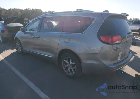 2018 Chrysler Pacifica Touring L Plus z USA, uszkodzony, nr VIN 2C4RC1EG2JR116785